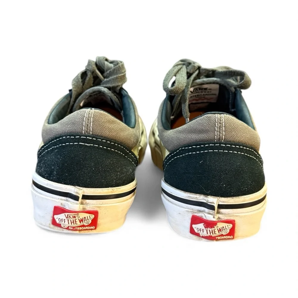 Vans Old Skool Pro Scarab/Military Men’s Size 6.5 Women’s Size 8